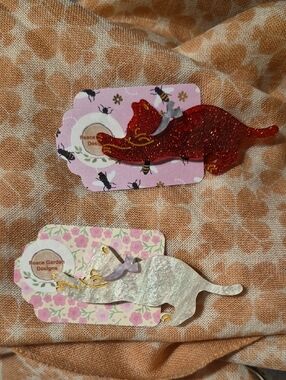 Glitter Hair Clip 🐈 STRETCHING CAT 🐈 Choose 1!